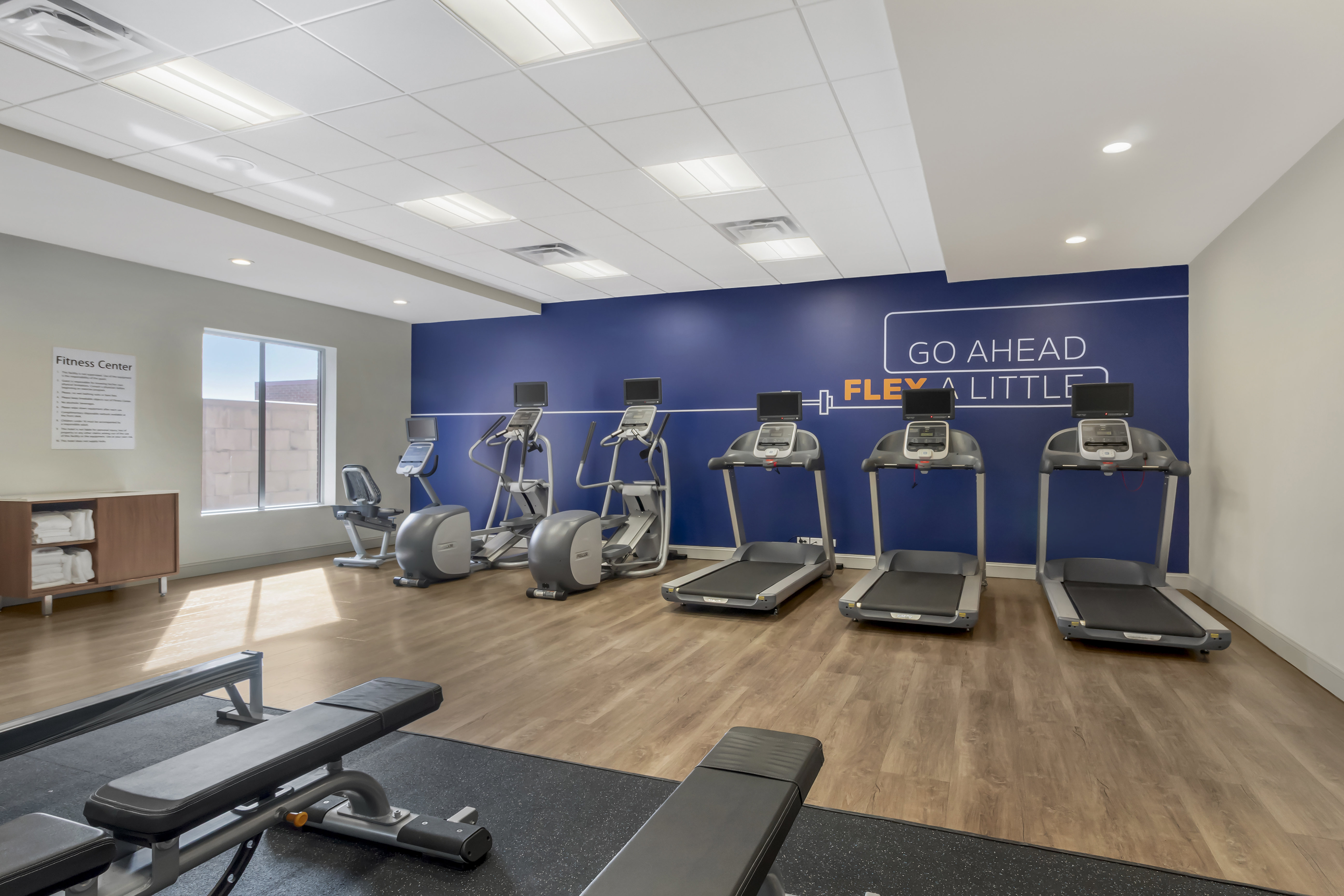 Holiday Inn Express Spring Hill 21/50