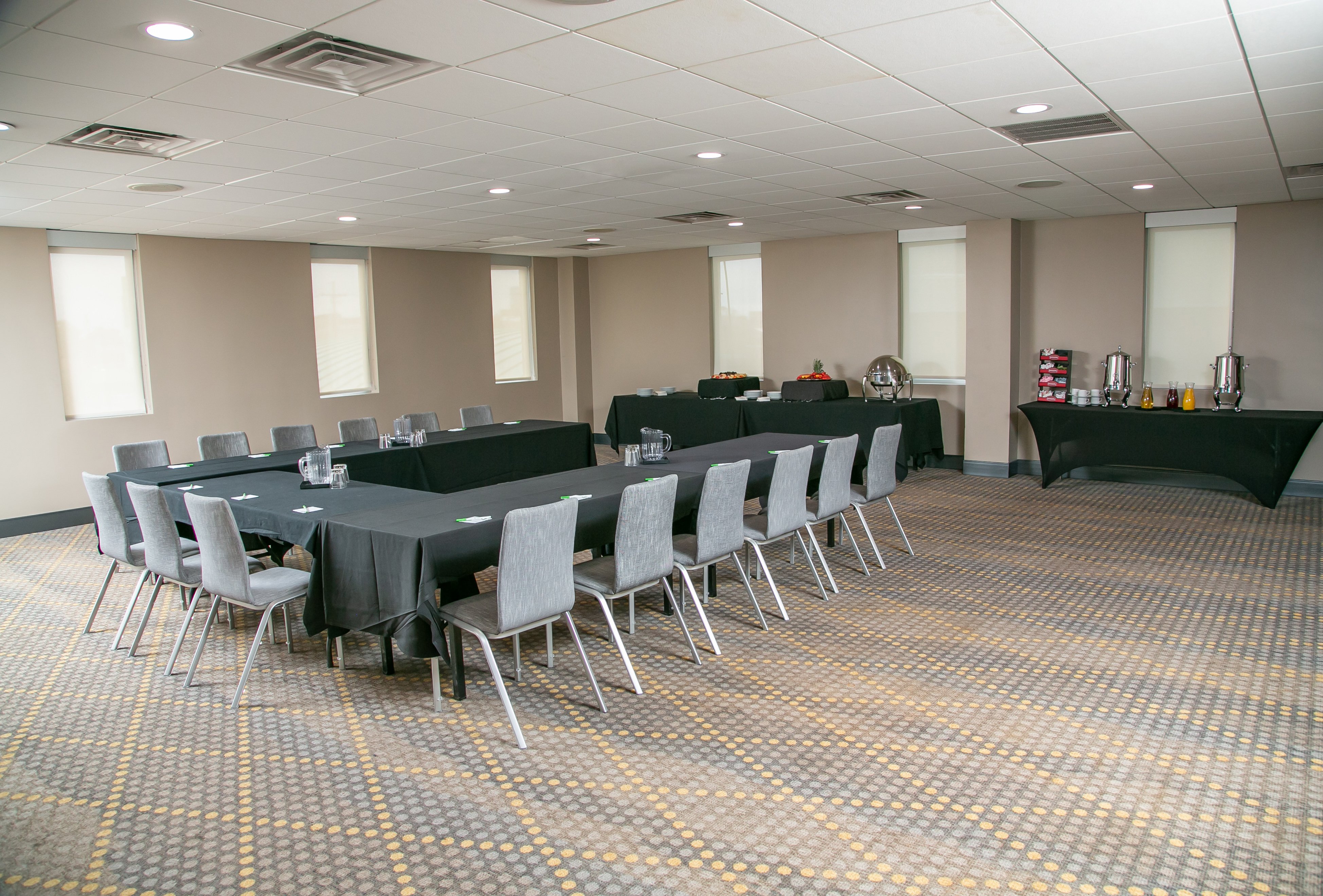Holiday Inn Metairie New Orleans Airport 48/55