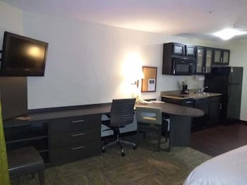 Candlewood Suites Houston Medical Center 60/72