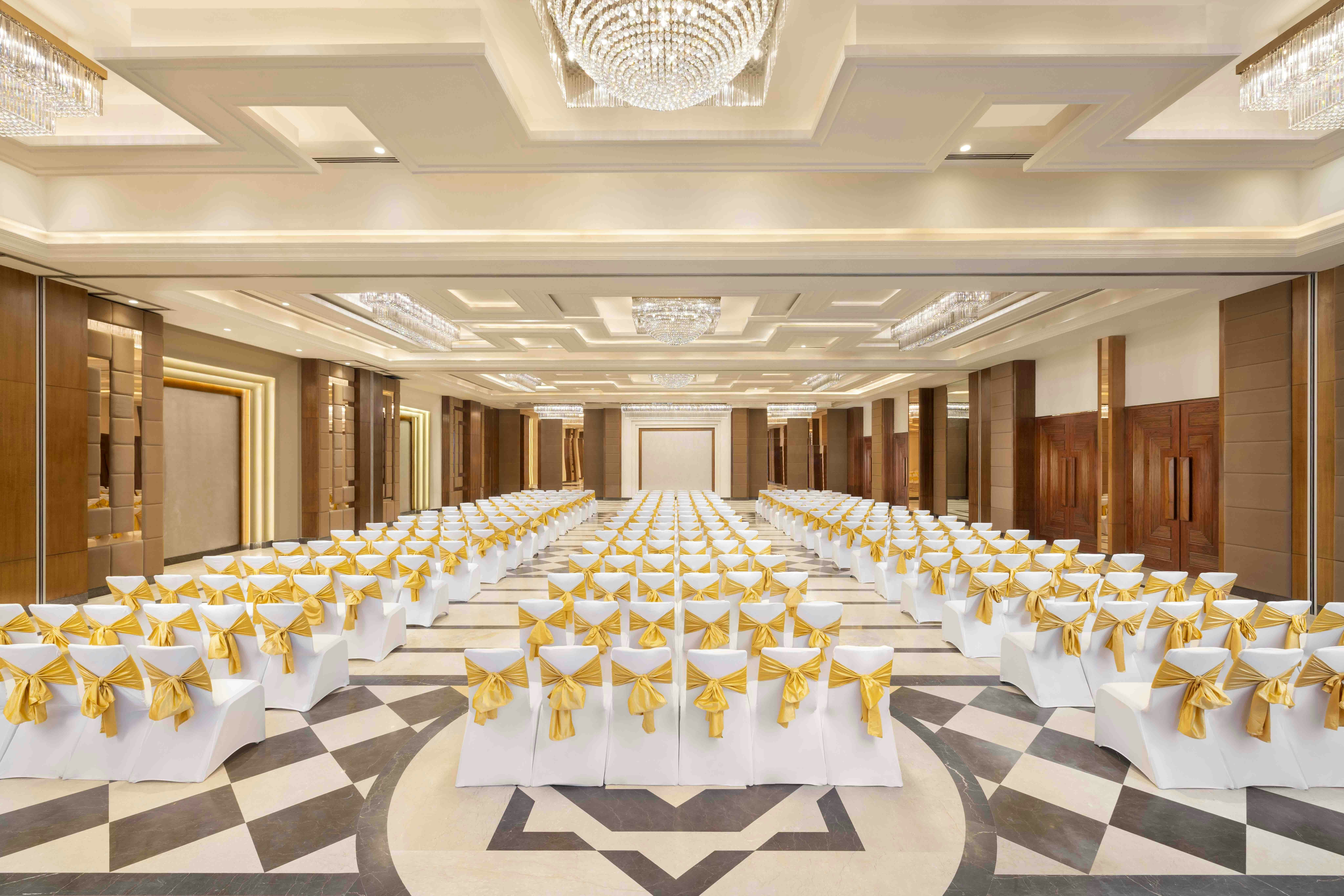 Vivanta Gurugram Sector 95A 32/34