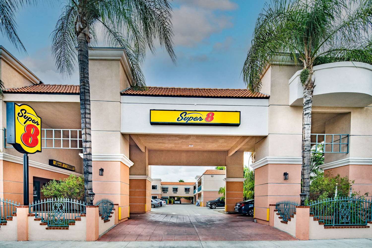 Super 8 By Wyndham North Hollywood 22/29