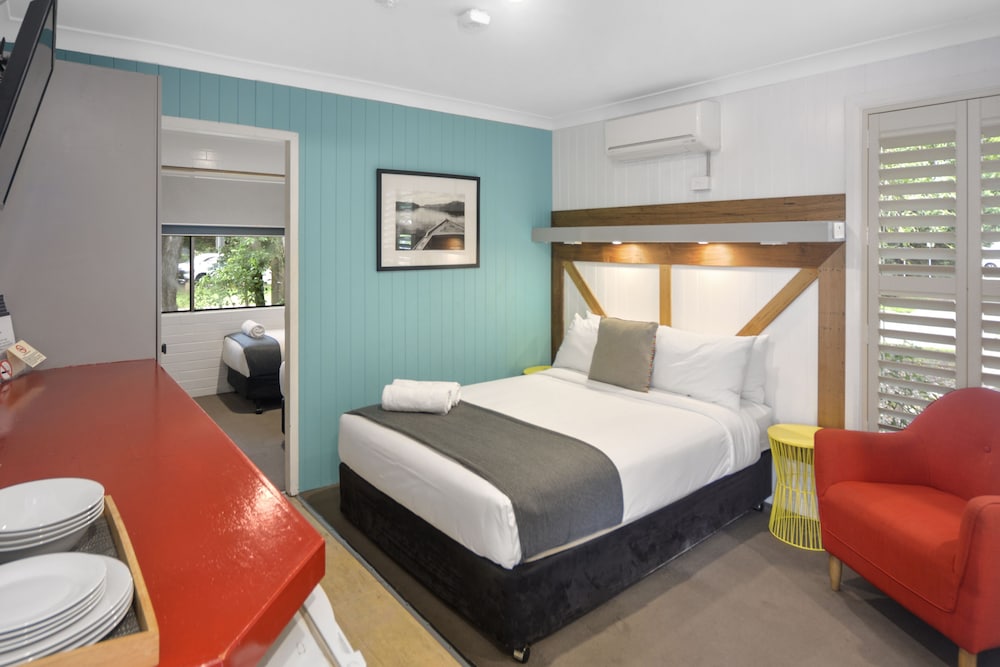 Pleasant Way Motel 27/67