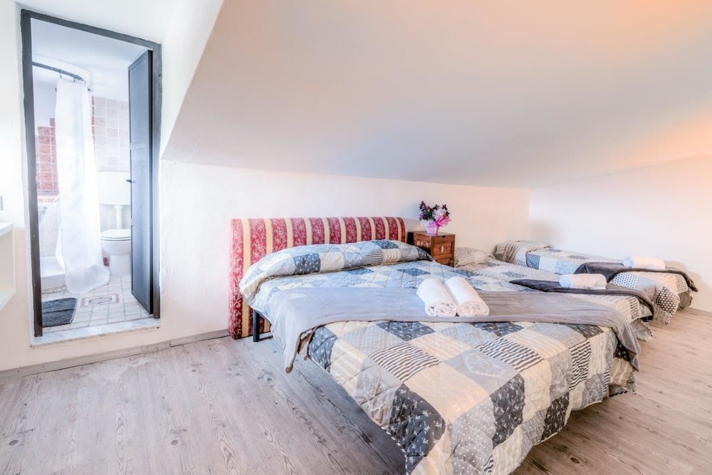 3 Bedrooms, Panoramic, Suite, 4 Beds, 2 Double Beds, Executive Level, Balcony