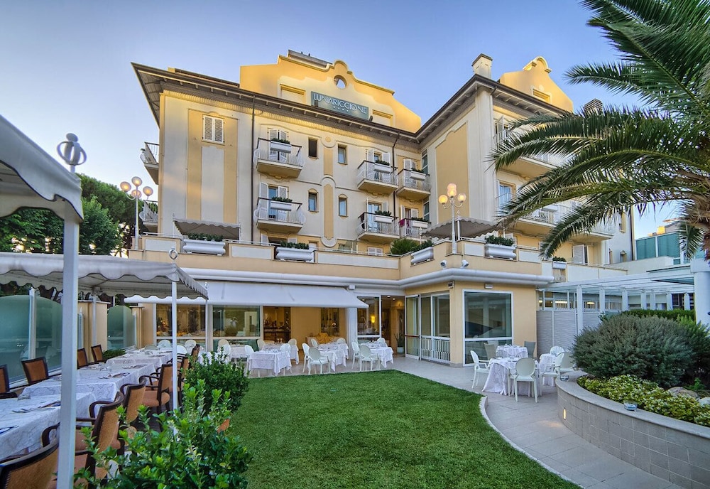 Hotel Lunariccione 2/36