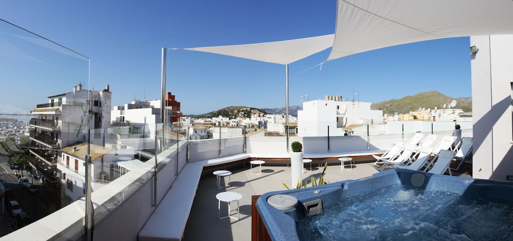 Mar Calma Hotel 38/59