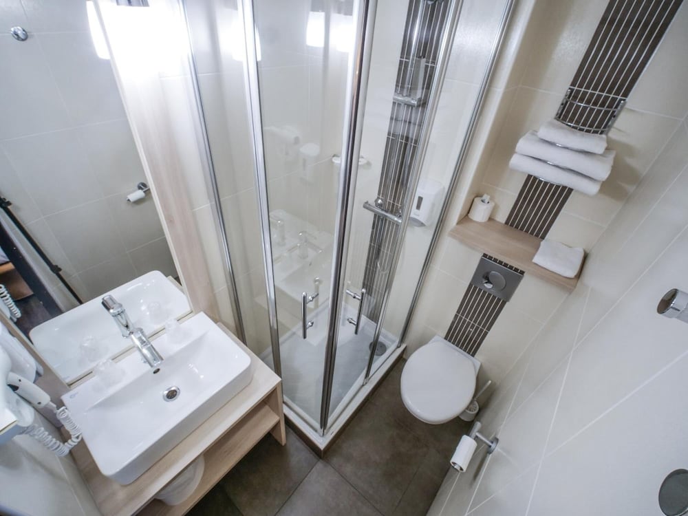 Hotel Inn Design Montargis Resto Novo 46/50