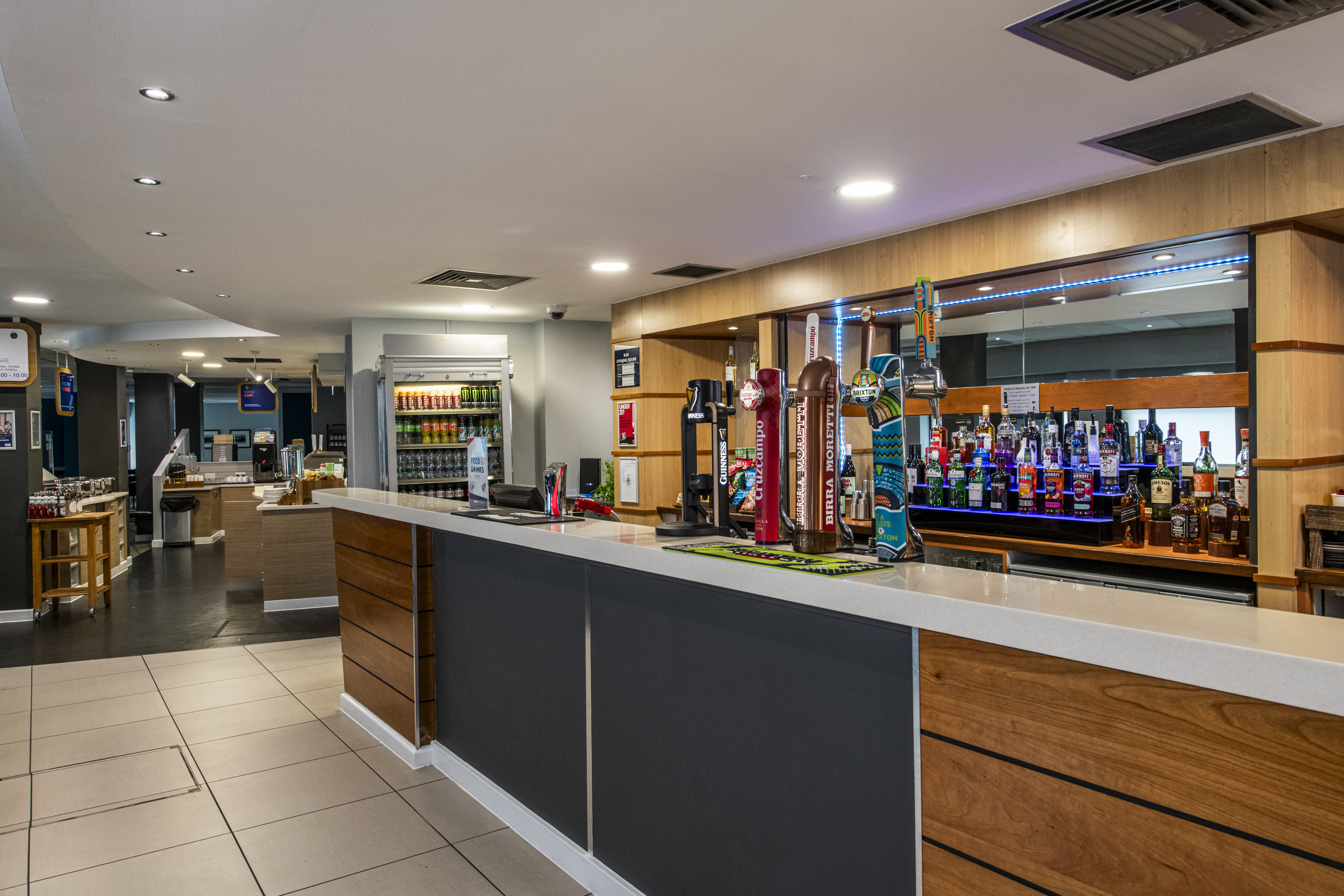Holiday Inn Express Glasgow City Centre Riverside 11/45