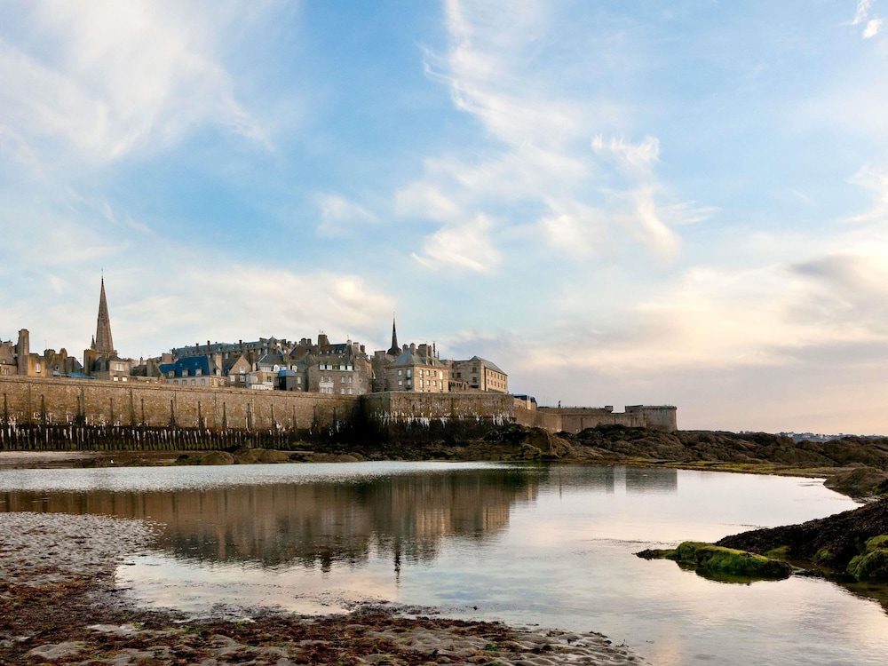 ibis budget Saint Malo Centre 59/66