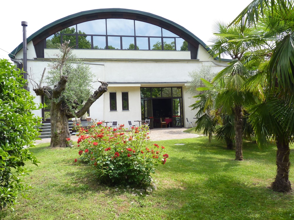Parco Sassi Hotel 52/55