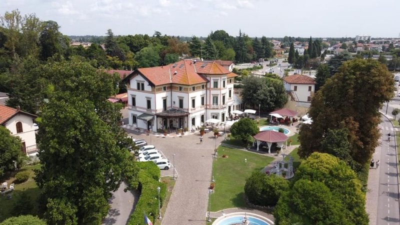 Hotel Villa Stucky 4/4