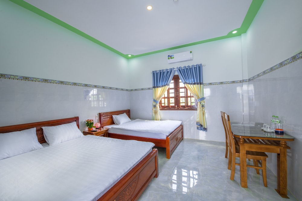BASIC, SINGLE, QUEEN BED