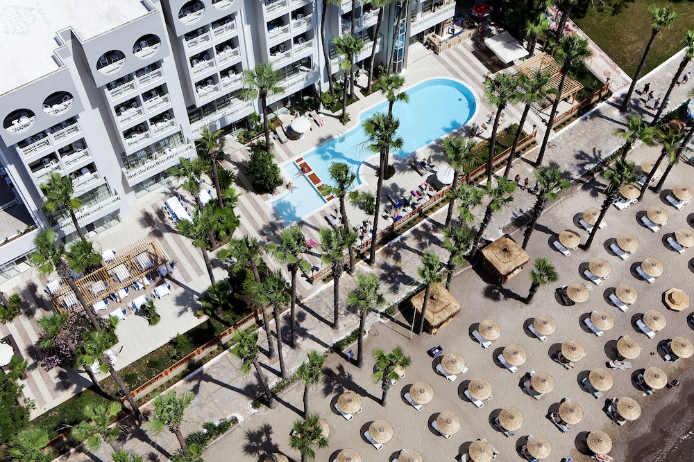 Quadas Hotel - Adults Only. 9/53