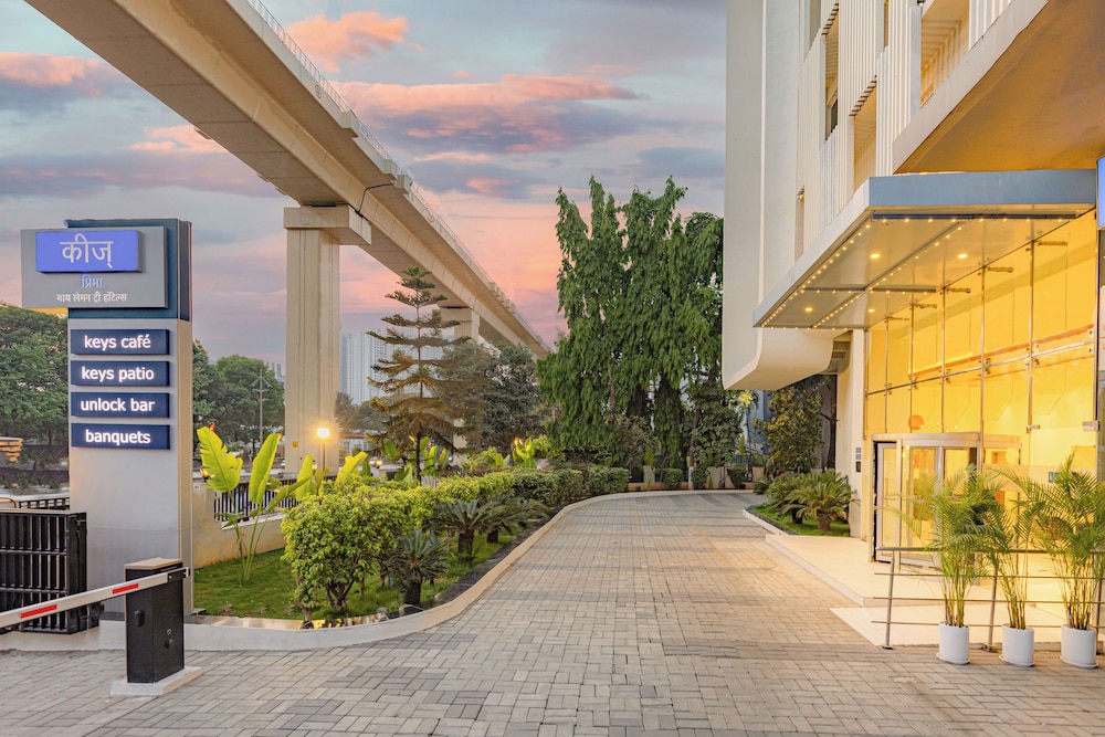Keys Hotel Pimpri Pune 55/59