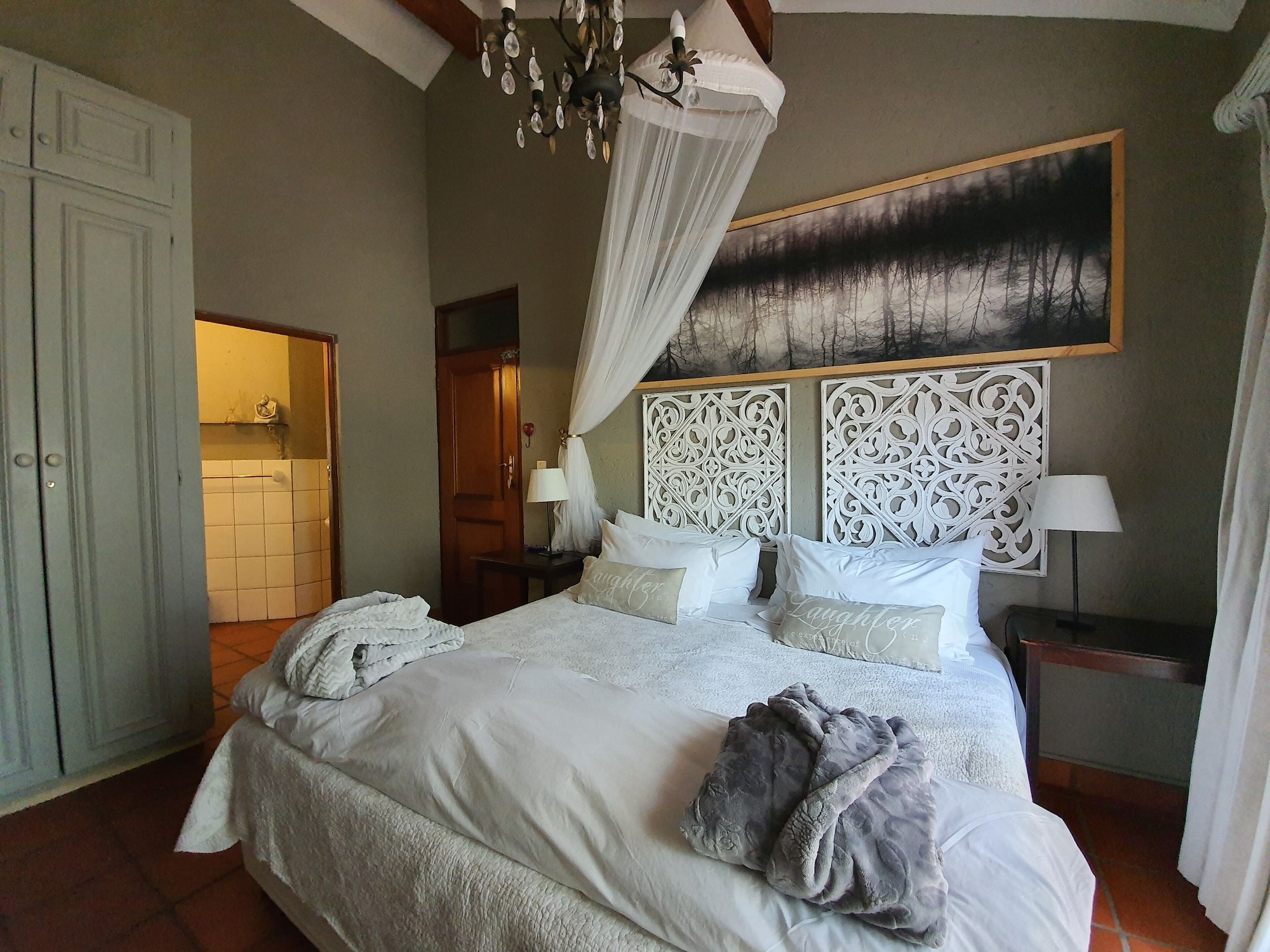 COMFORT, APARTMENT
