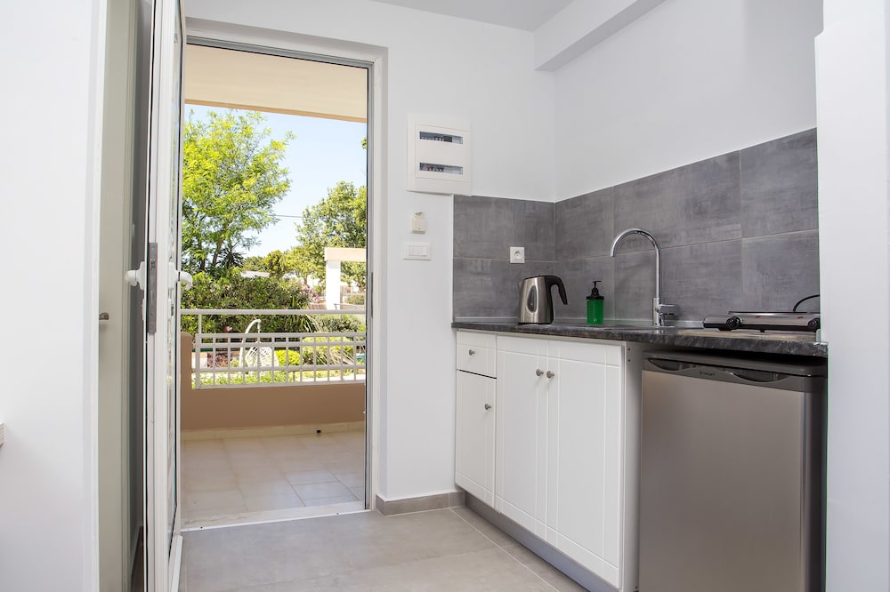 Casa Stavris 27/64