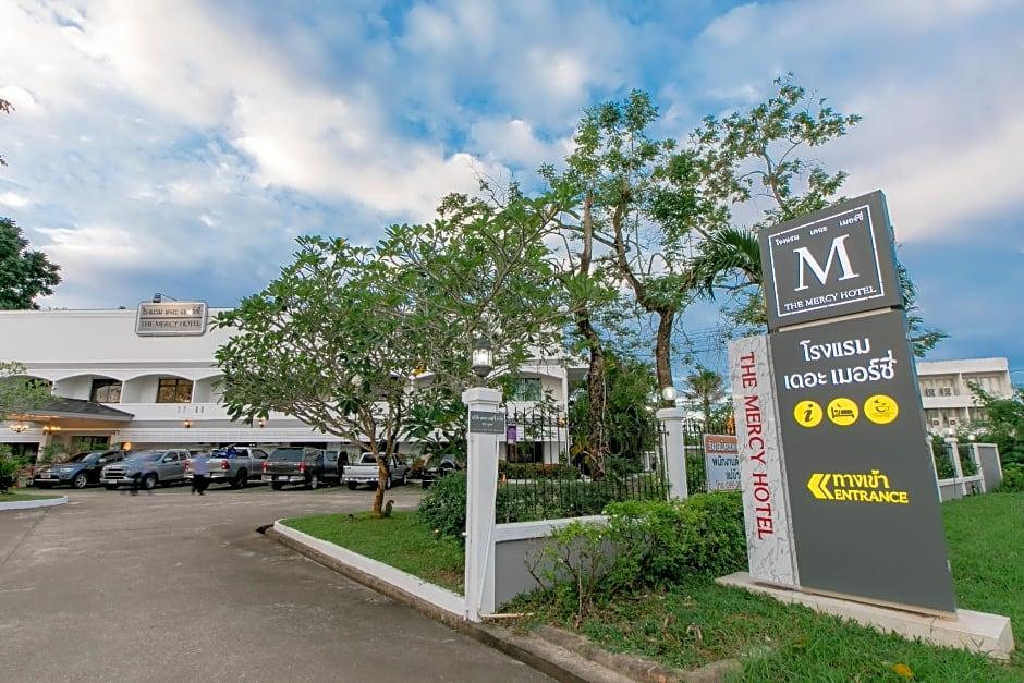 THE MERCY HOTEL 4/43