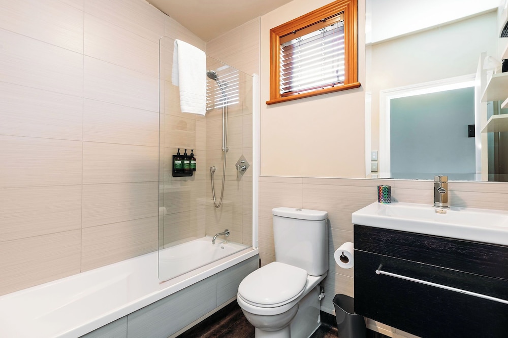 Dairy Private Luxury Hotel 81/81