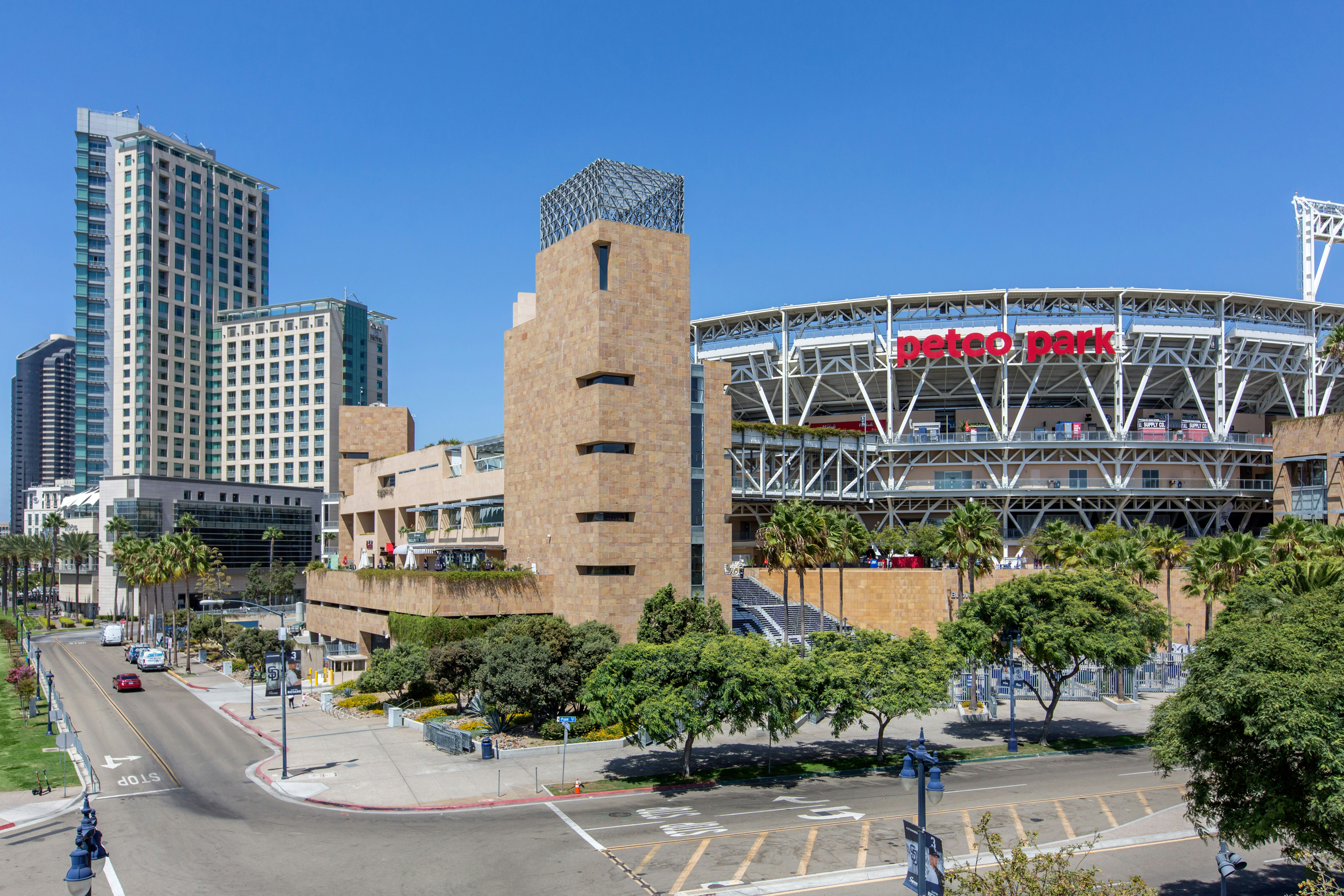 Omni San Diego Hotel 65/73