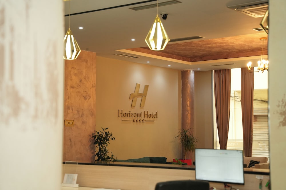 Hotel Horizont 7/62