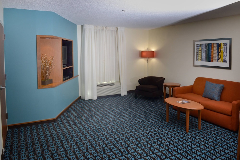 Fairfield Inn Suites Effingham 10/19