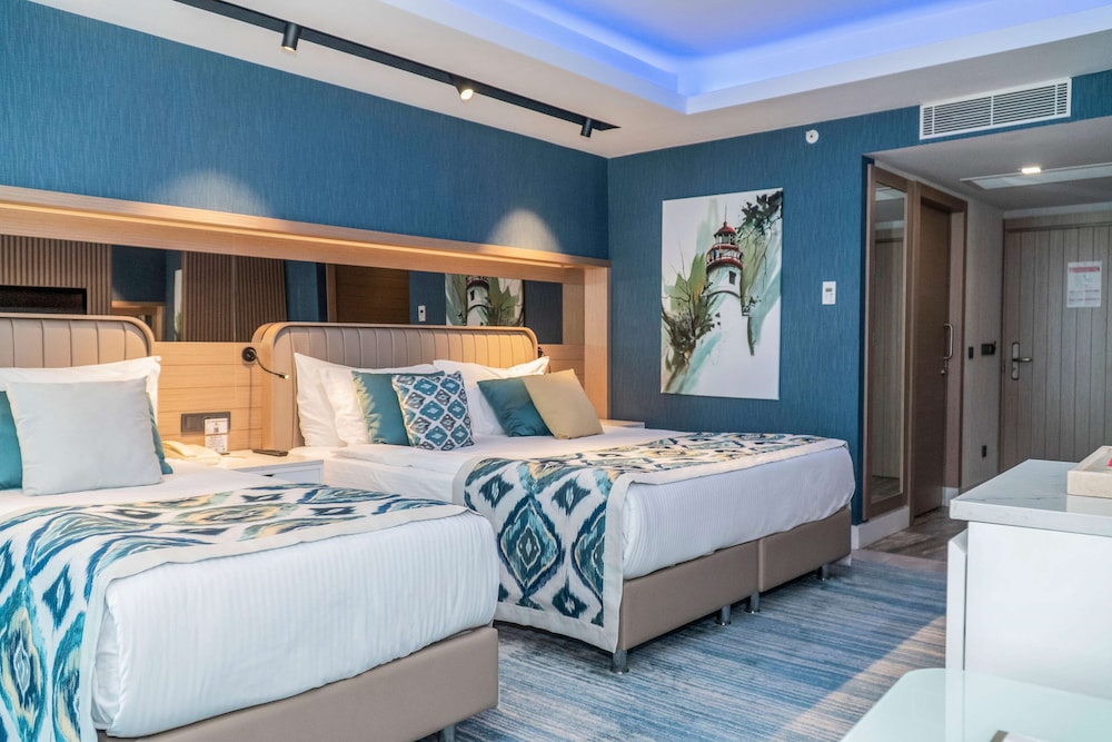 Royal Wings Hotel 15/50