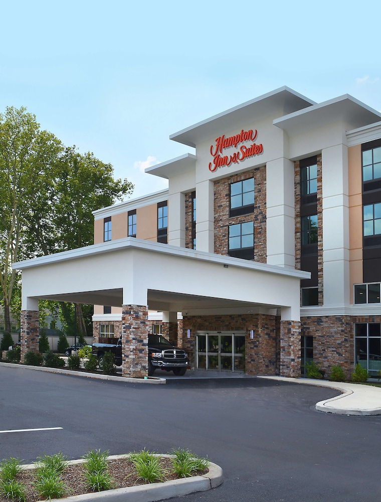 Hampton Inn & Suites Philadelphia/Media 1/47