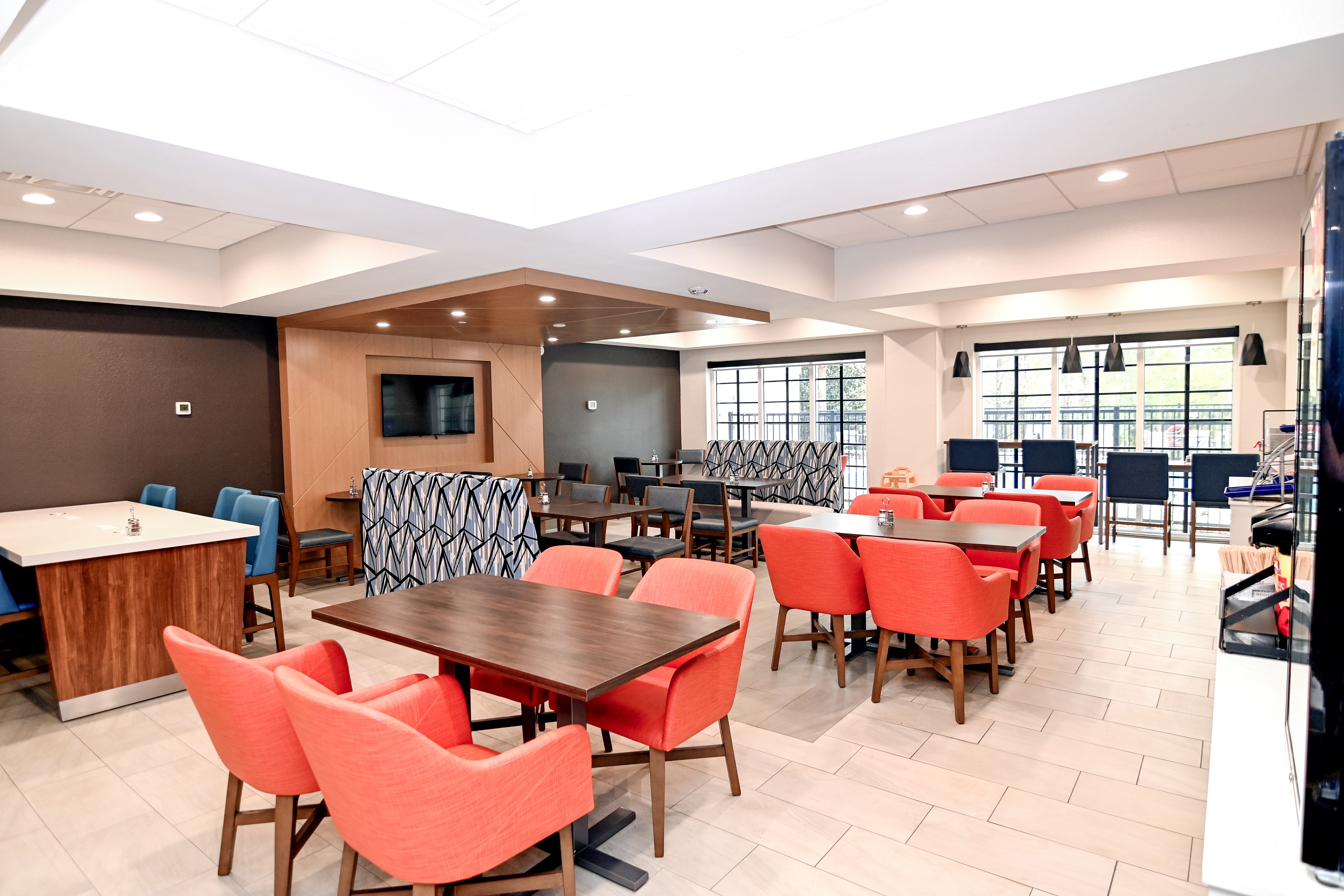 Holiday Inn Express & Suites Palm Coast - I-95 18/35