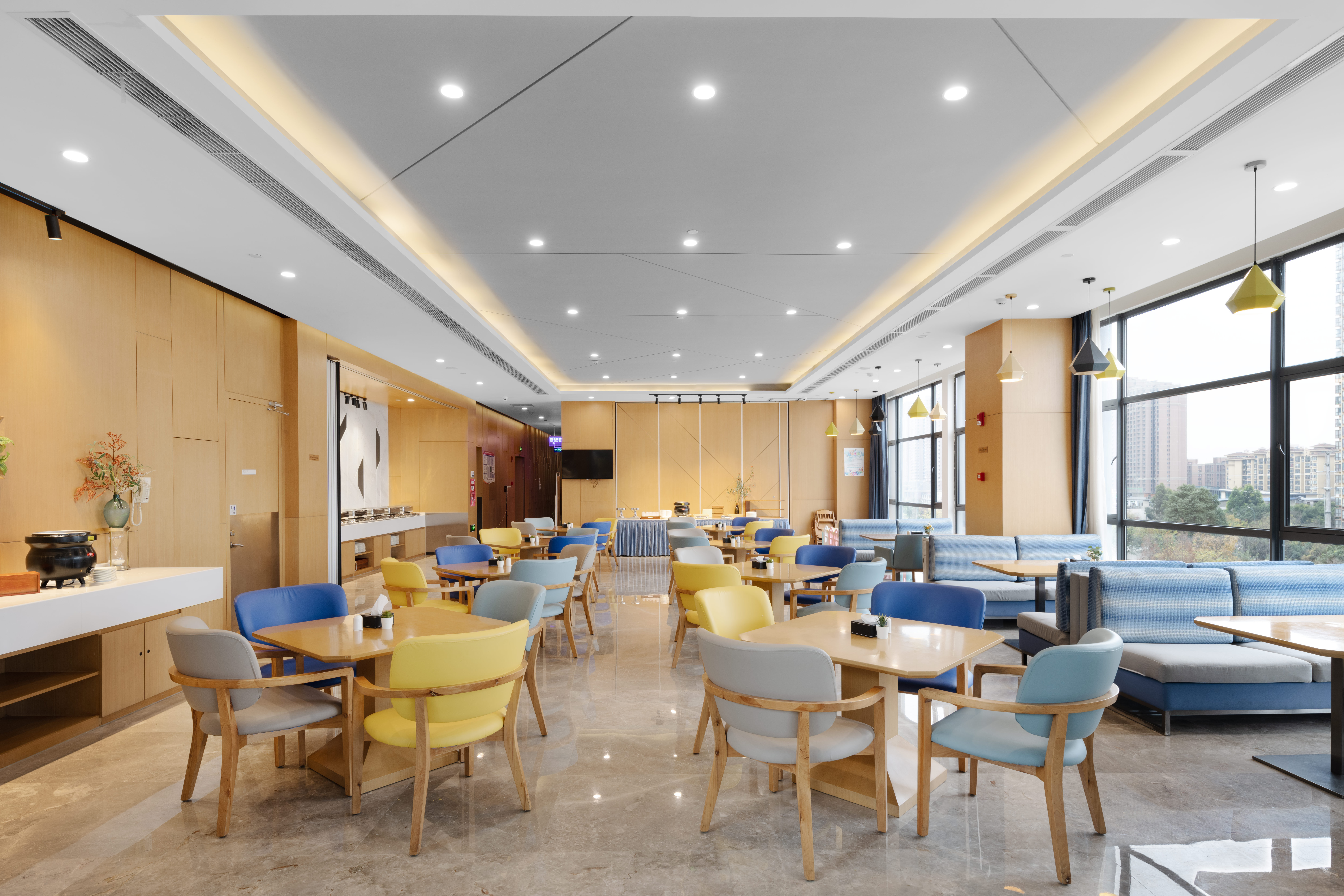 Holiday Inn Express Chengdu Xindu 34/50