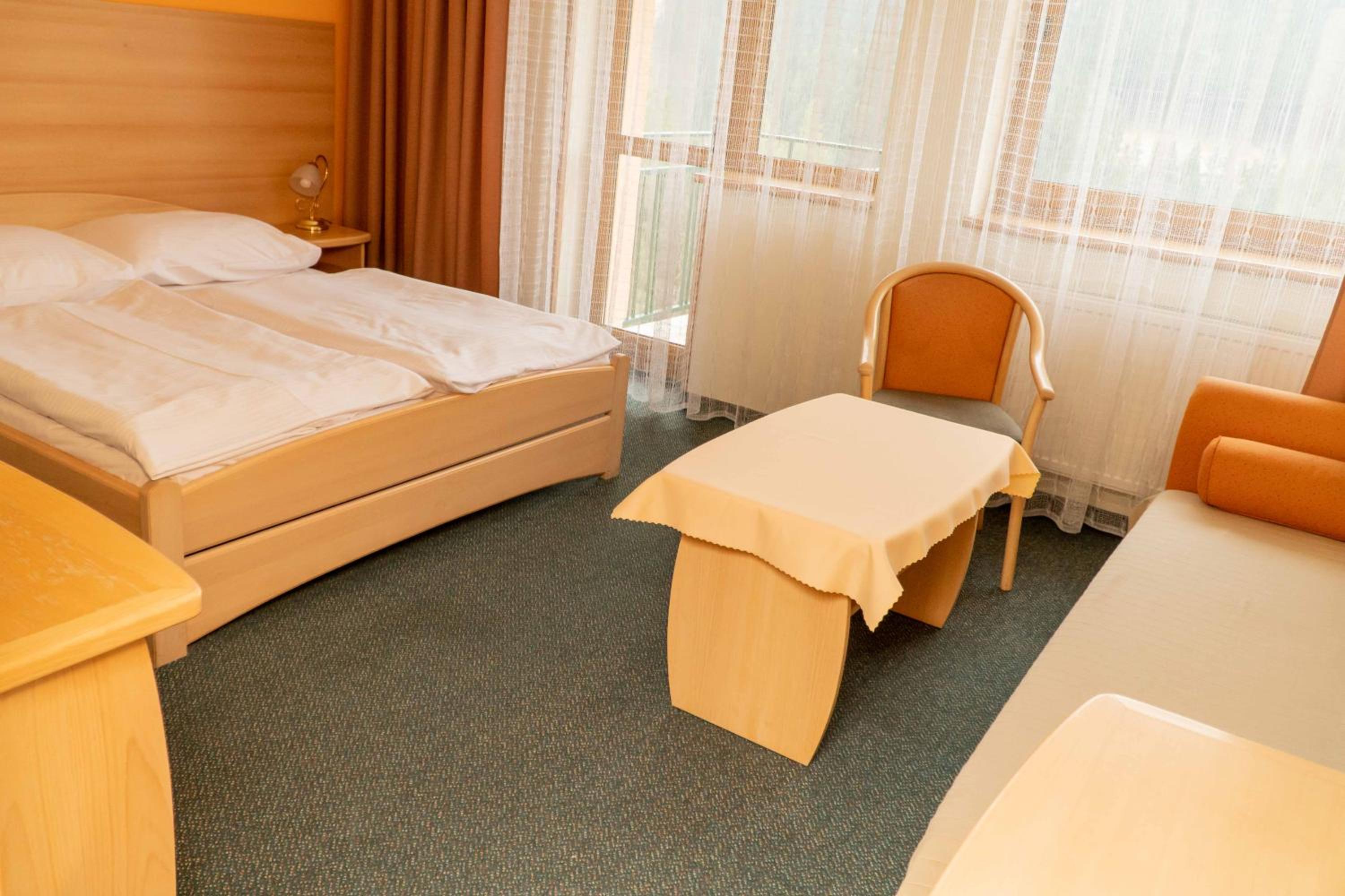 غرفة بسرير مزدوج بشرفة، Hotel Boboty 6/10