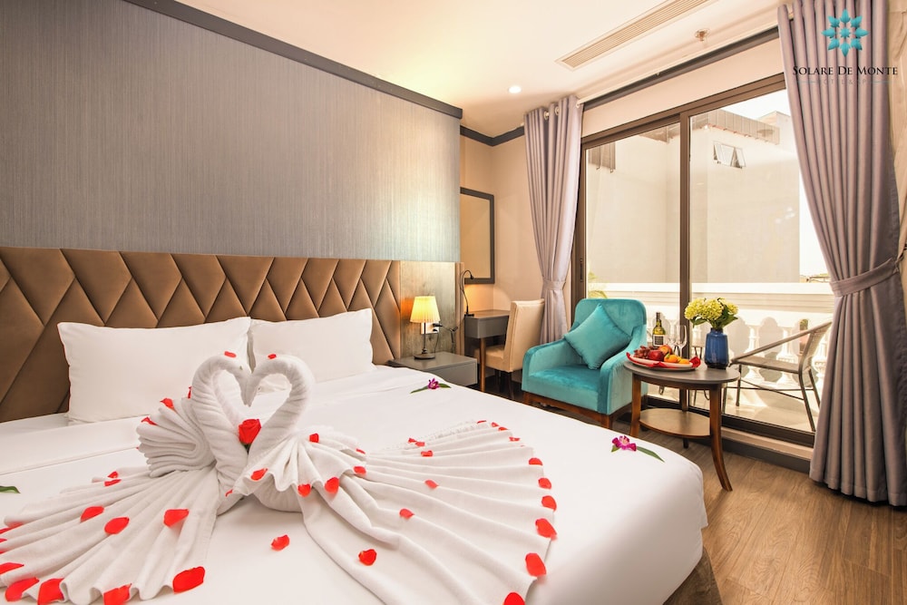Honeymoon, King Bed, Balcony
