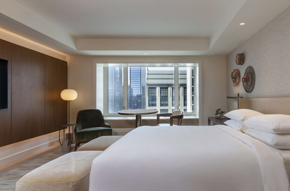 Park Hyatt Chicago 20/91