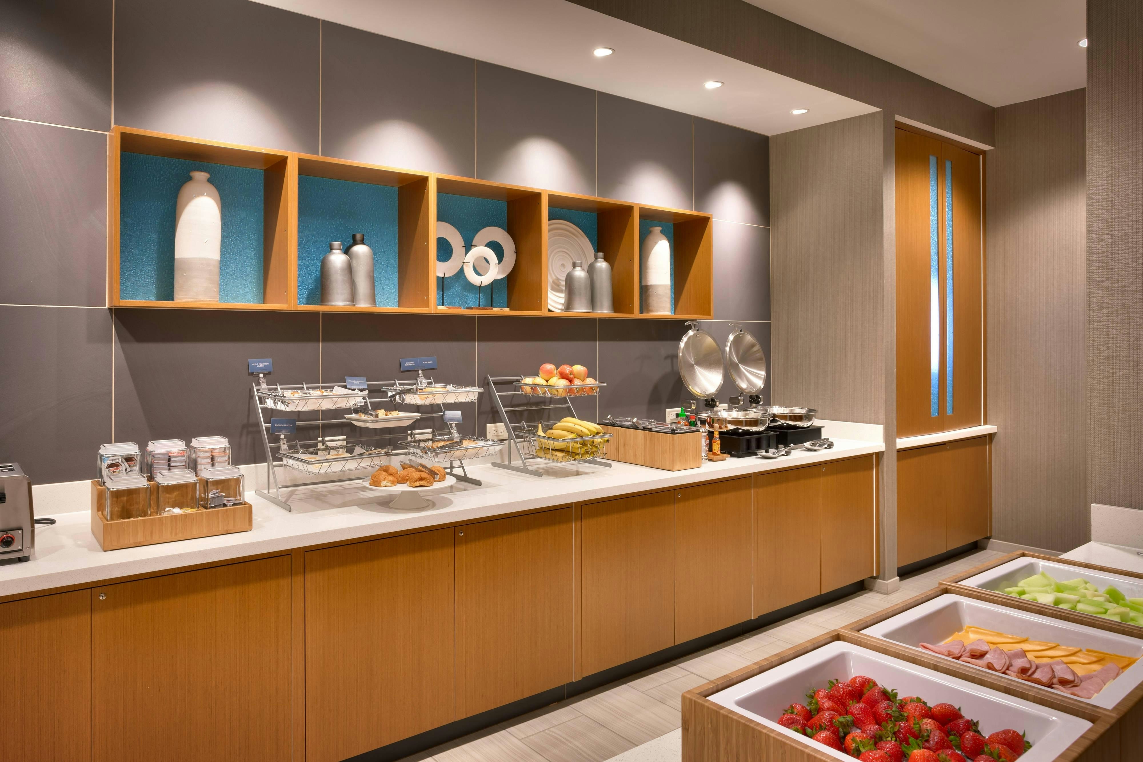 Springhill Suites By Marriott Coralville 5/12
