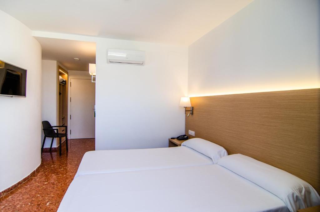 M Room