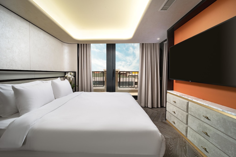 Bentley Hotel Bosphorus 35/86