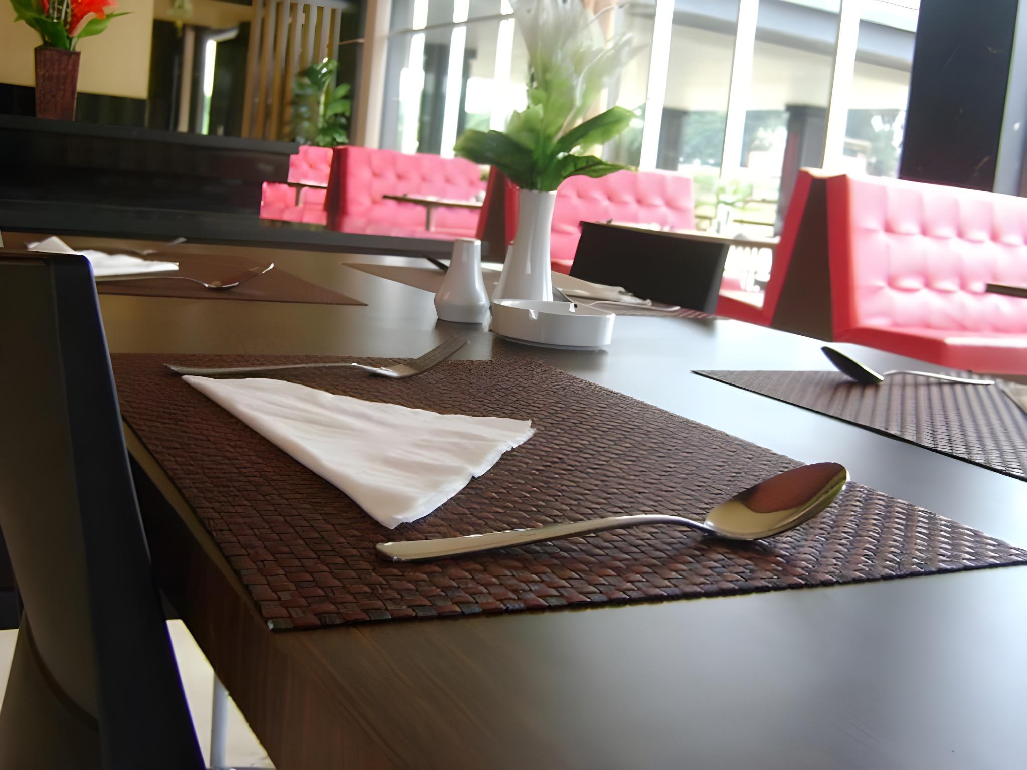 M-one Hotel Bogor 20/34