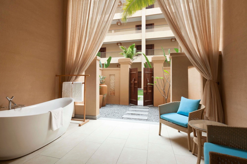 Wyndham Maoming 14/76