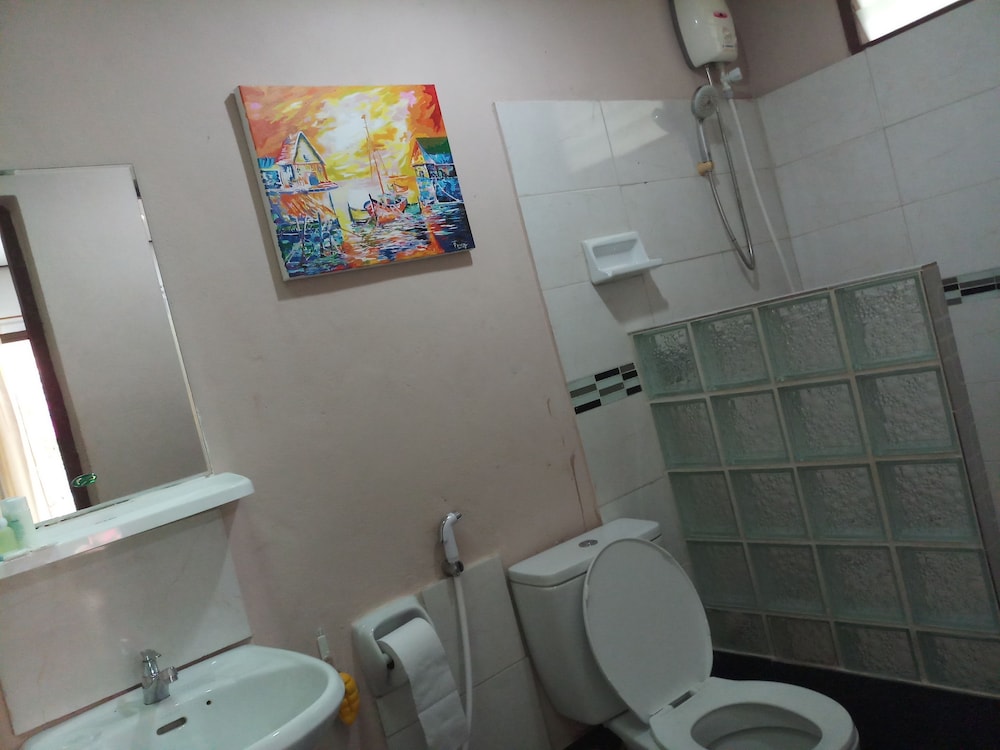 Penny's Home Stay Resort 49/50