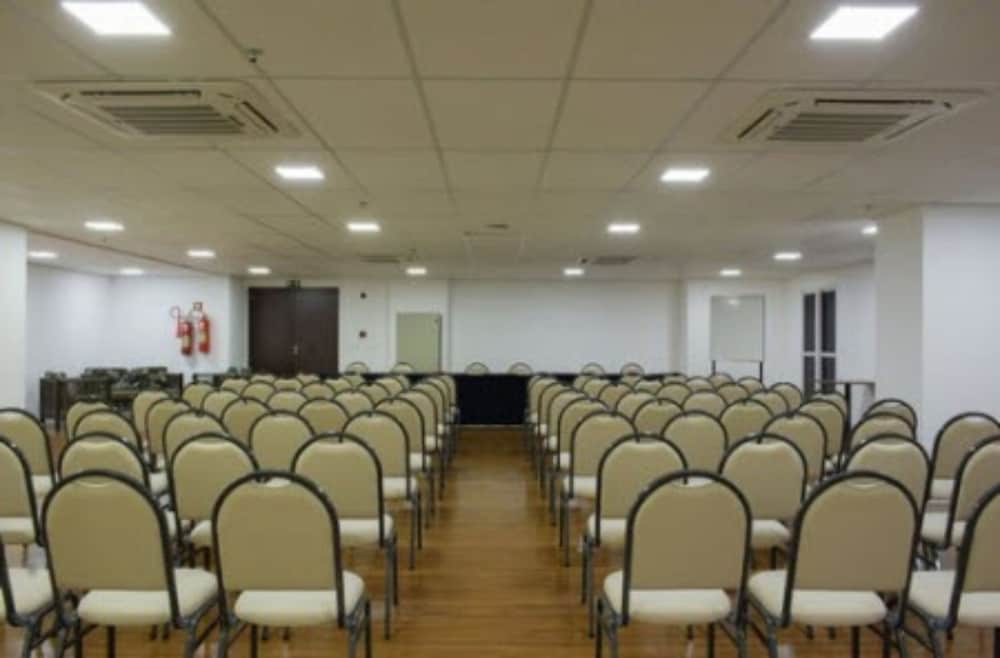 Advanced Business & Flats Hotel 43/46