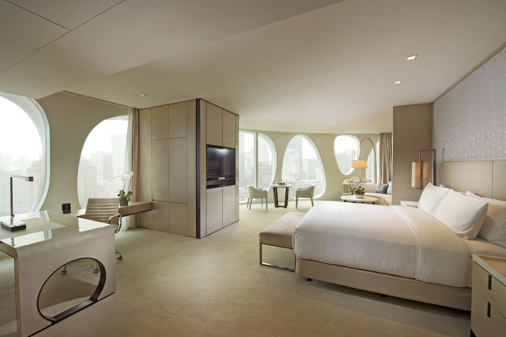 Conrad Beijing 12/85