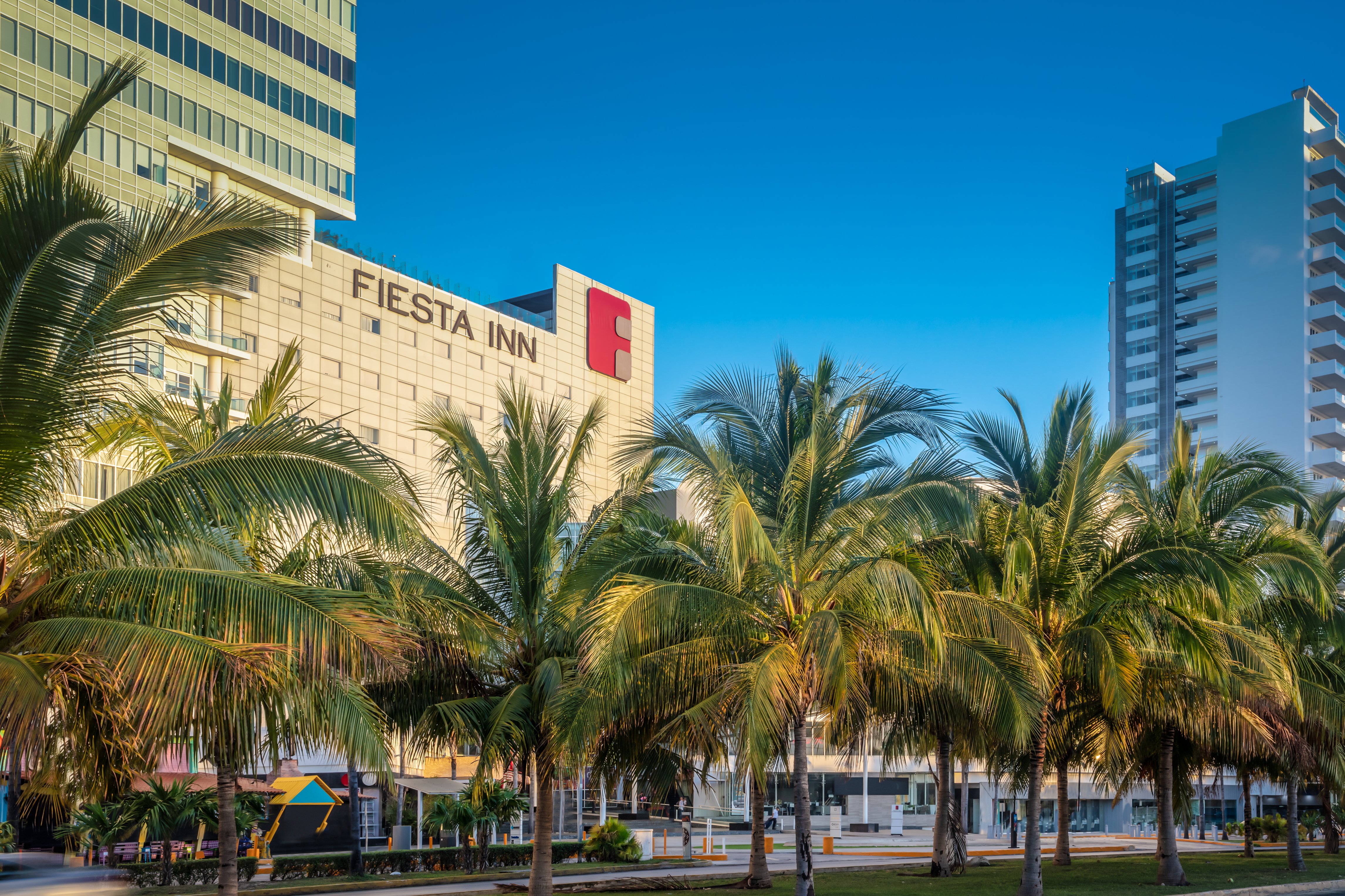 Fiesta Inn Cancun Las Americas 3/34