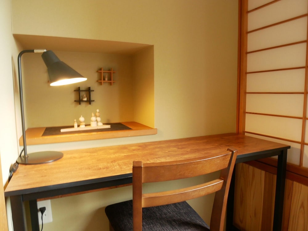 Yuze Hotel 53/62
