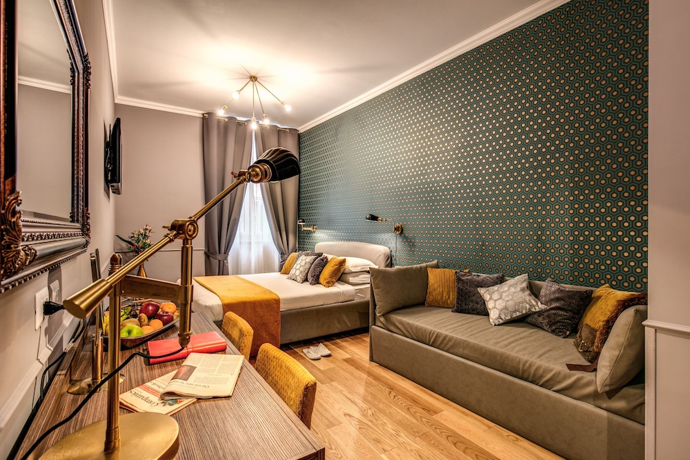 Tree Charme Parliament Boutique Hotel 43/73