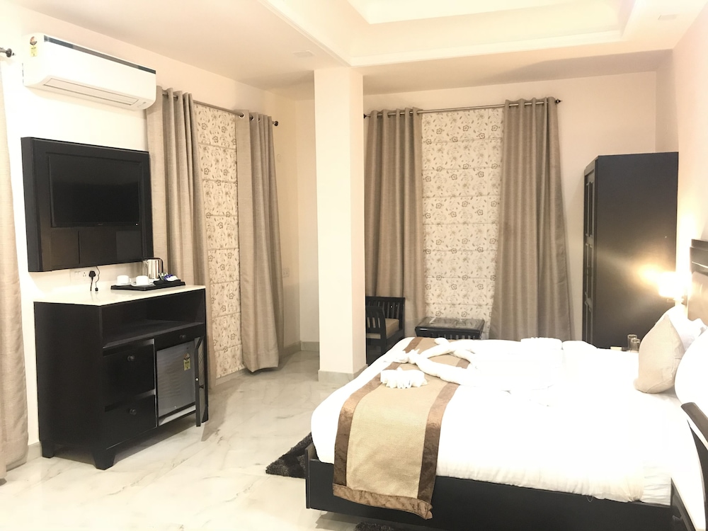 Hotel Bahia Heights 13/28