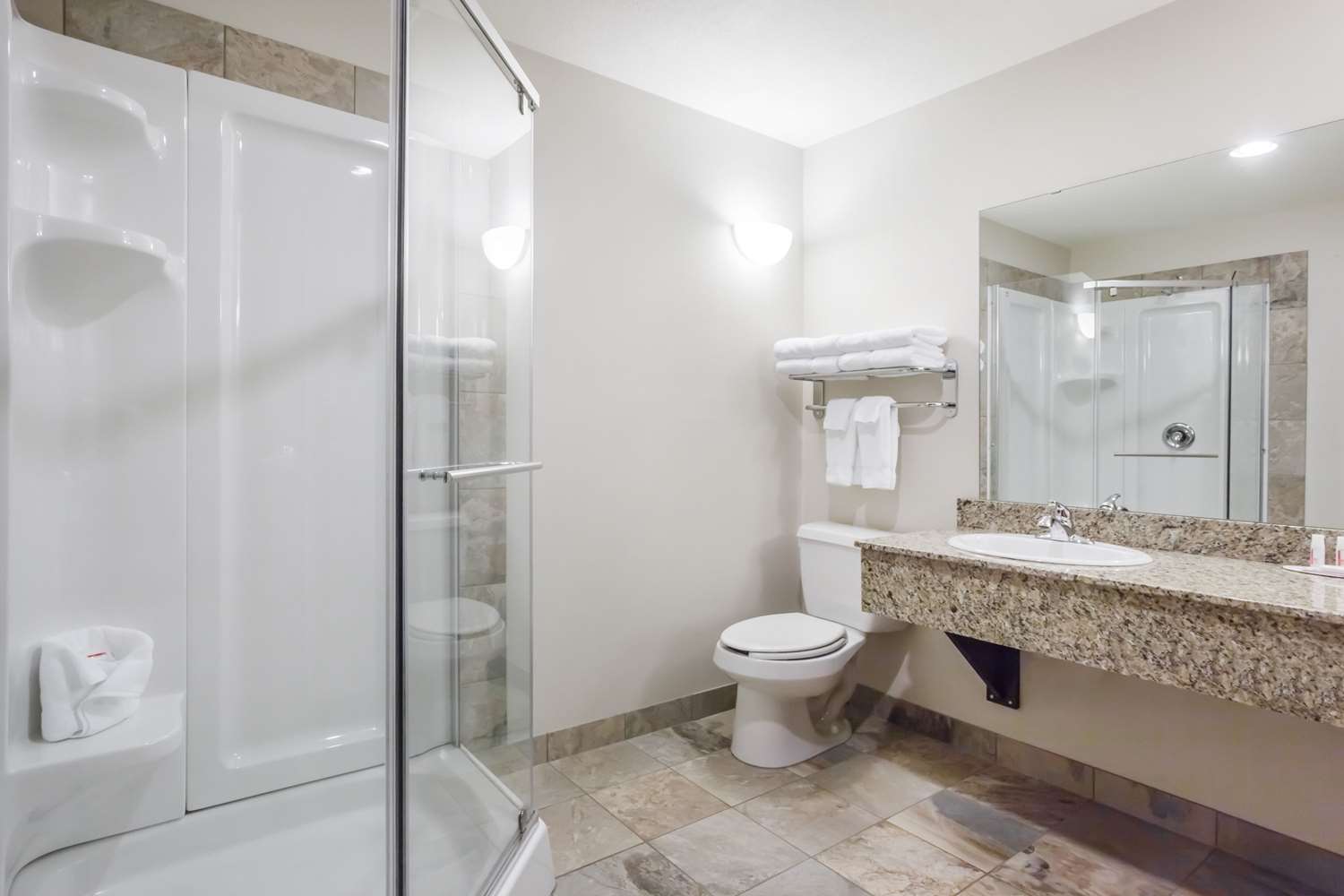 Ramada Creston 45/45