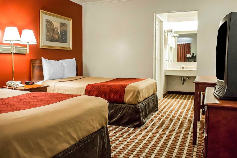Econo Lodge Williamsport 13/43