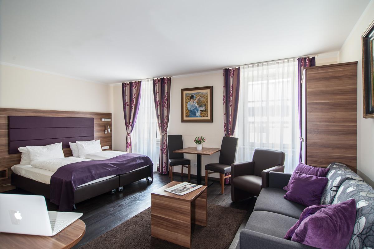 COMFORT, DOUBLE BED