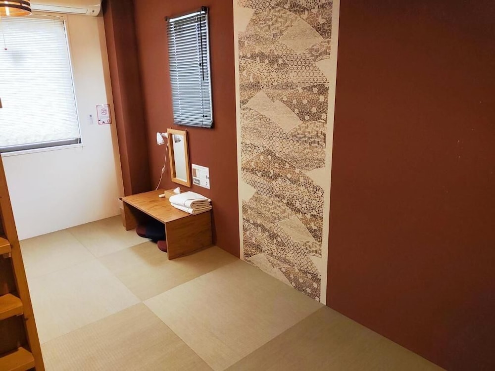 ROOM, SINGLE, BUNK BED, SHARED BATHROOM