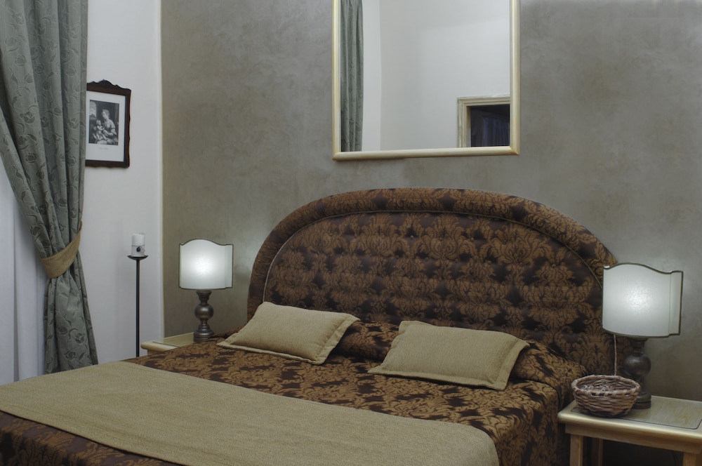 B B Relais Dante E Beatrice 13/38