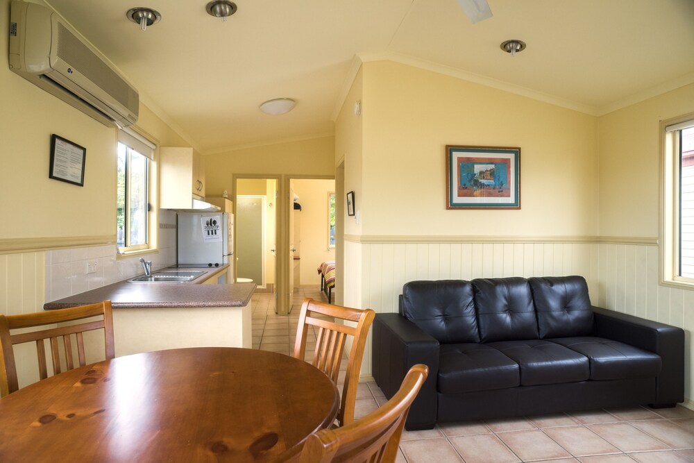 Tasman Holiday Parks - Torquay Palms 31/50
