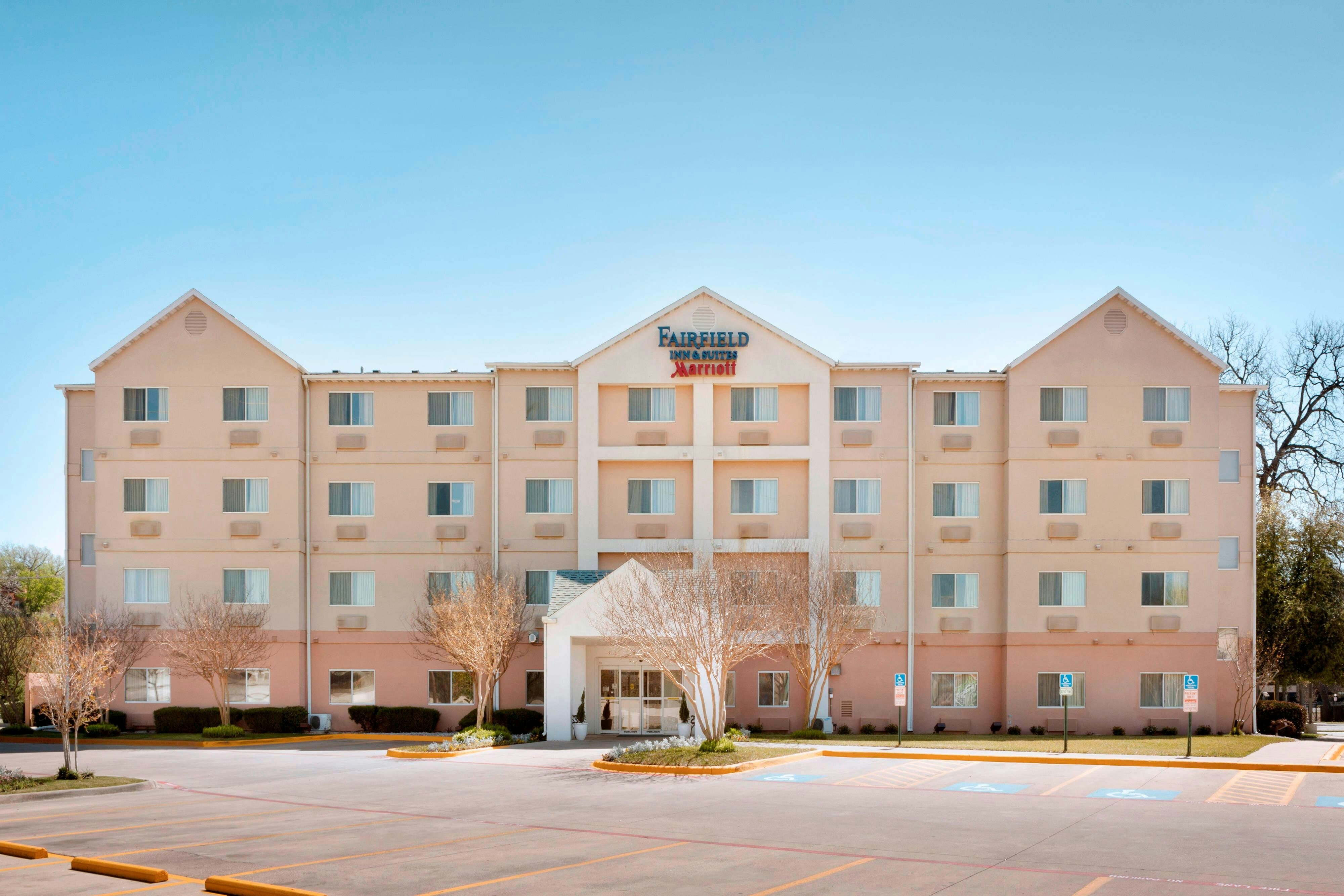 Fairfield Inn & Suites Fort Worth University Drive 1/8